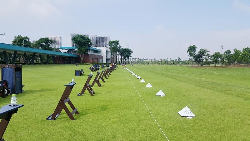 Sân tập golf Phương Đông với nhiều tiện ích