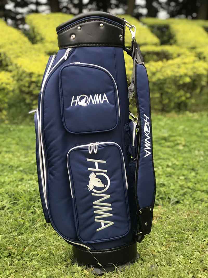 Túi gậy golf vải dù Honma có thiết kế nhiều ngăn giúp bạn đựng được nhiều đồ