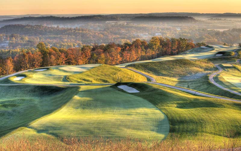 Sân golf  French Lick Resort đẹp ảo diệu như trong cõi thần tiên