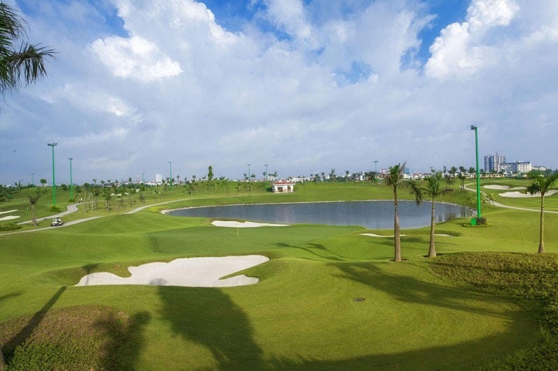 sân golf tân sơn nhất